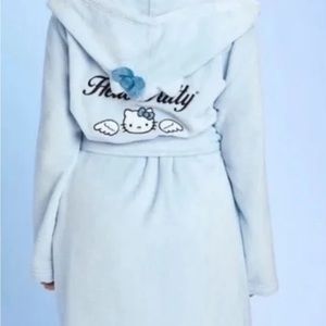 Hello Kitty x Forever 21 Pastel Blue Angel Hooded Robe Size L/XL